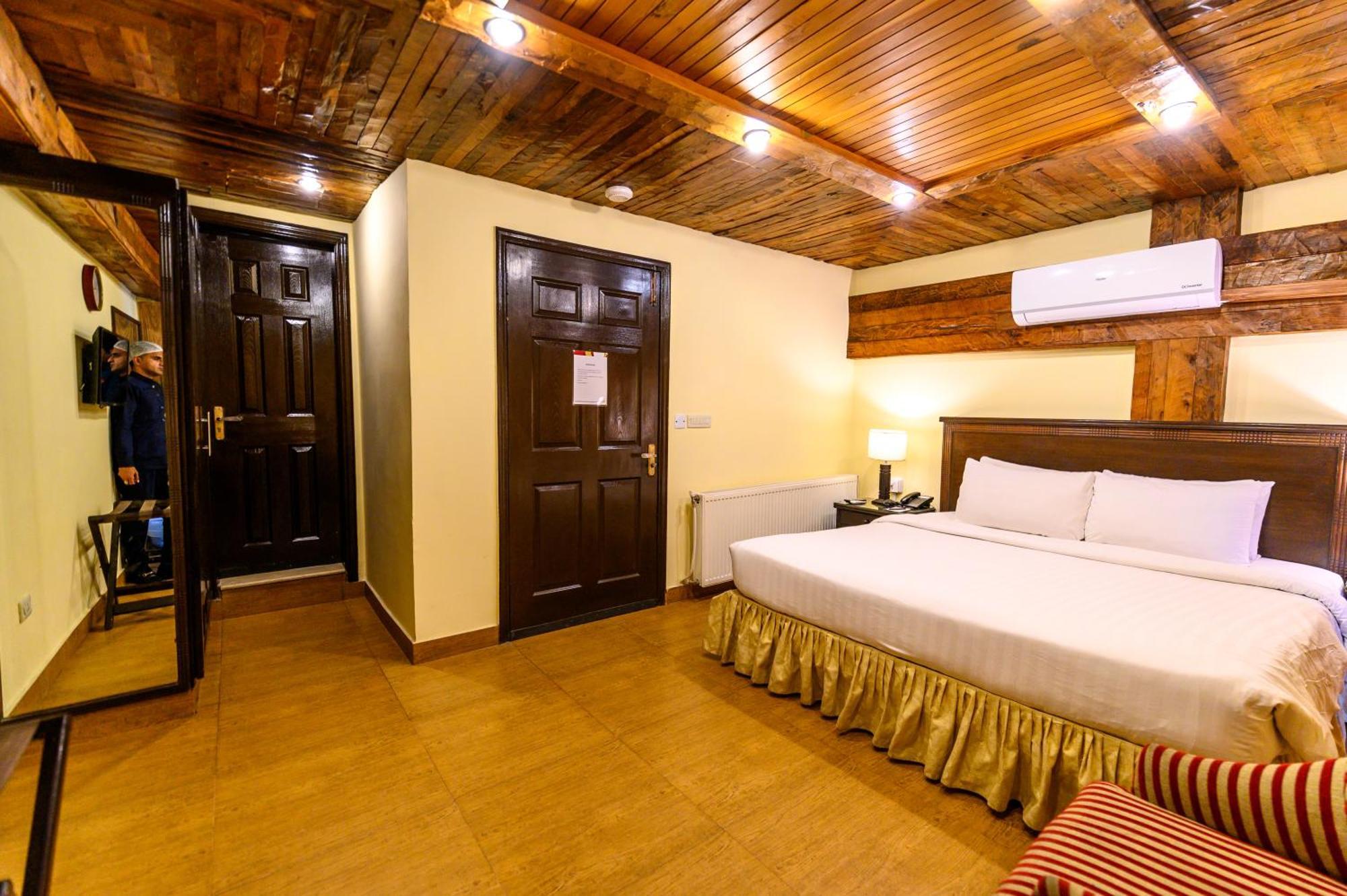 Hotel One Bhurban Мюри Екстериор снимка